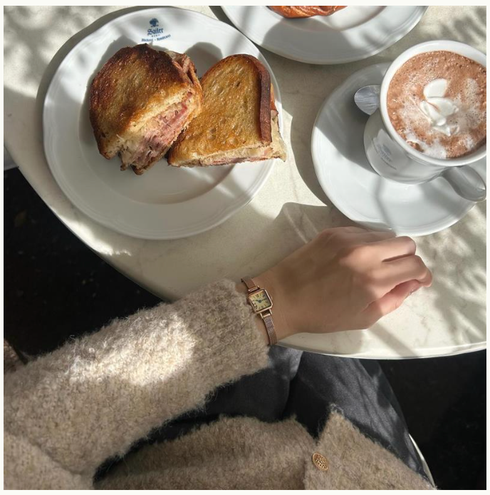 スタイリング-アーカイブ-MATOW-マトウ-公式サイト-レディース-腕時計-11-02-2025_02_44_PM (5)