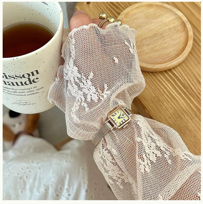 スタイリング-アーカイブ-MATOW-マトウ-公式サイト-レディース-腕時計-11-02-2025_02_44_PM